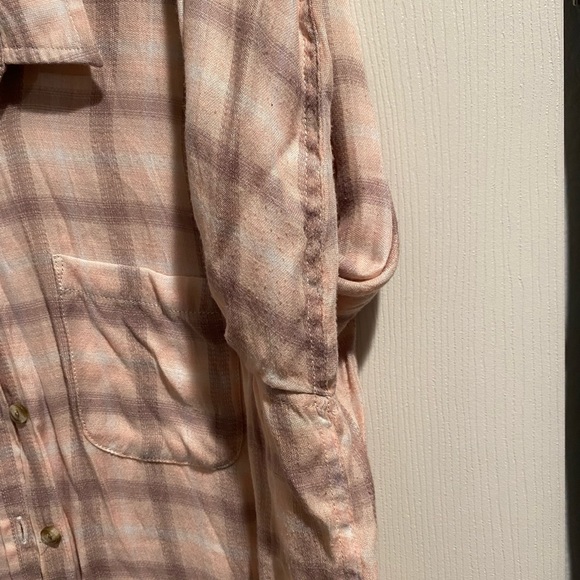 Sooo soft plaid shirt - Picture 8 of 9